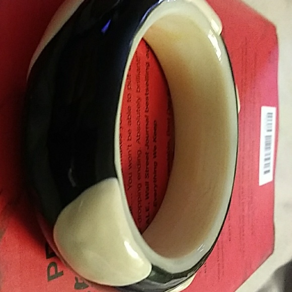 Bangle - Picture 3 of 3